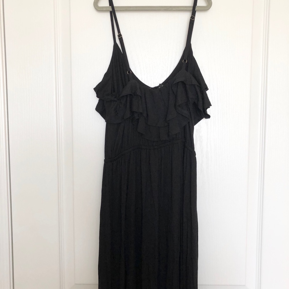 Forever 21 Ruffled Maxi Dress *BRAND NEW*